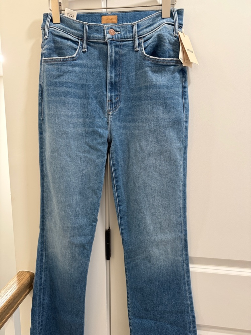 MOTHER-Hustler Ankle Fray Classic Straight Light Blue Jeans
